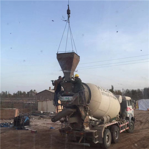 连城县“精准瞄准”—— 吊车的 “定位导航” 技术