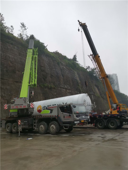 连城县“不怕风雨冻”—— 吊车的 “恶劣环境适应” 技术